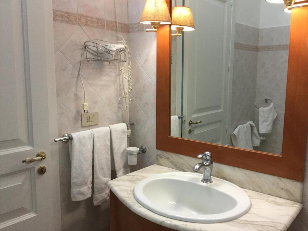 Crispi Accomodation B&B Catania-Fontanarossai nemzetközi repülőtér Kültér fotó