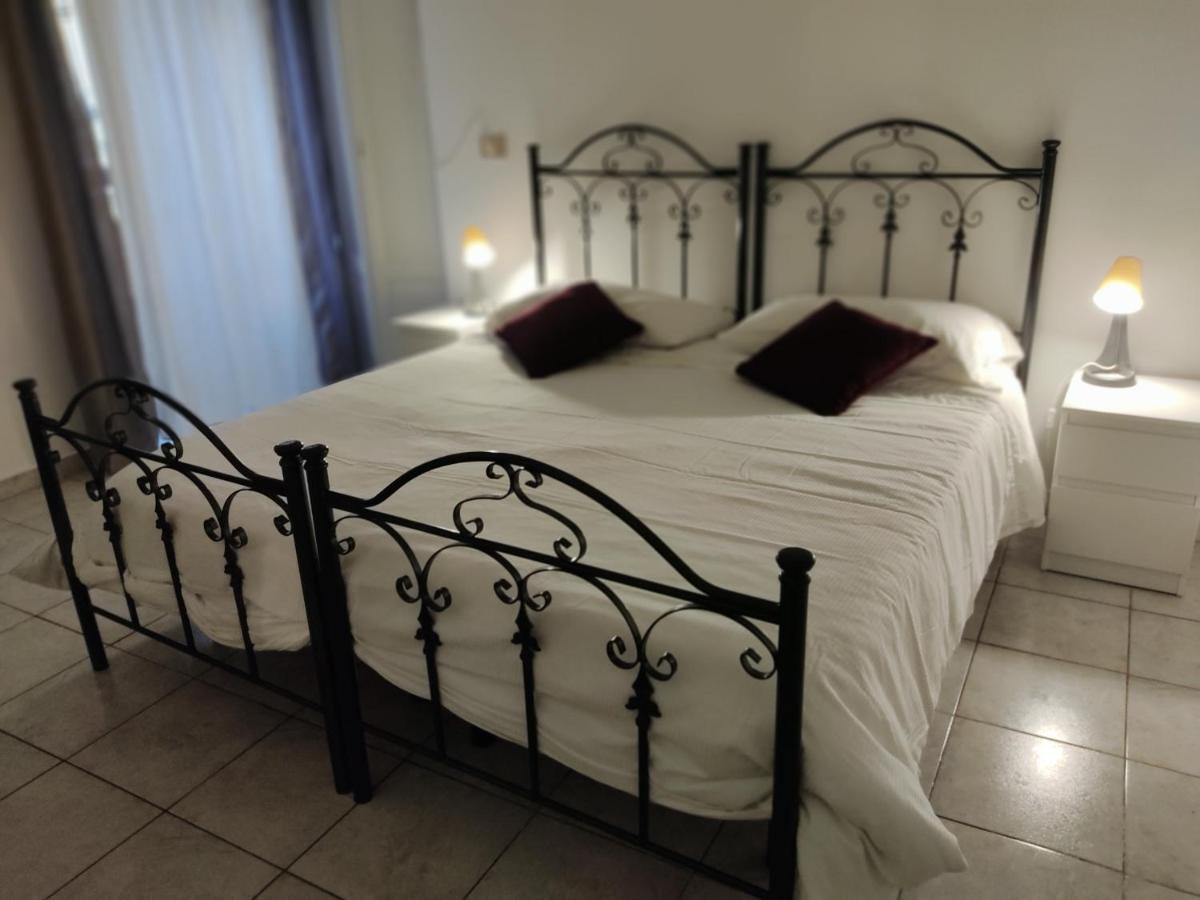 Crispi Accomodation B&B Catania-Fontanarossai nemzetközi repülőtér Kültér fotó